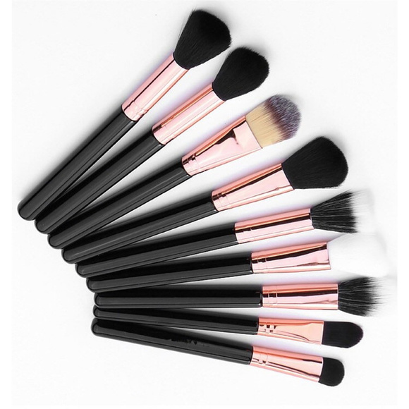 NWT Makeup Brush Set (29 piece with Case) No Logo - Picture 4 of 7